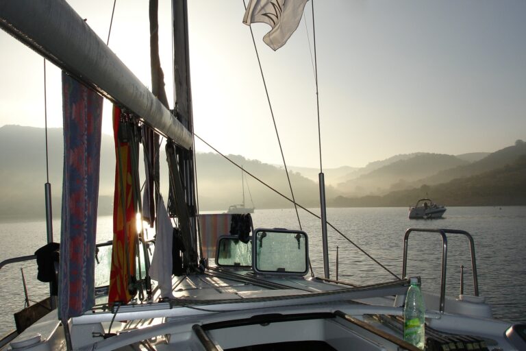 sail-258864_1920